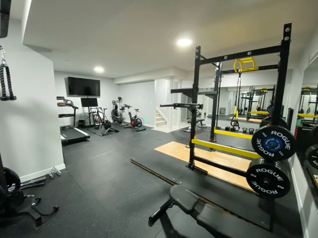 Plain Rubber Flooring Rolls | Noise Reducing & Slip Resistant | 3-20mm Thickness | 10m x 1.4m - Image 4