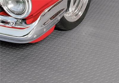 Heavy Duty Diamond Tread Garage Flooring - High Quality PVC Rubber, Anti-Fatigue, Oil & Chemical Resistant, Easy Install, Cushioned, Seamless Look - Image 3